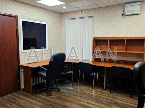 комерційна за адресою Лютеранська вул., 13