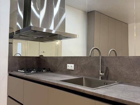 квартира за адресою Степана Бандери вул., 77-Б