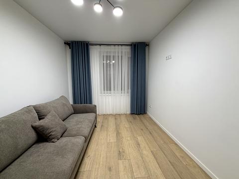 квартира за адресою Степана Бандери вул., 77-Б