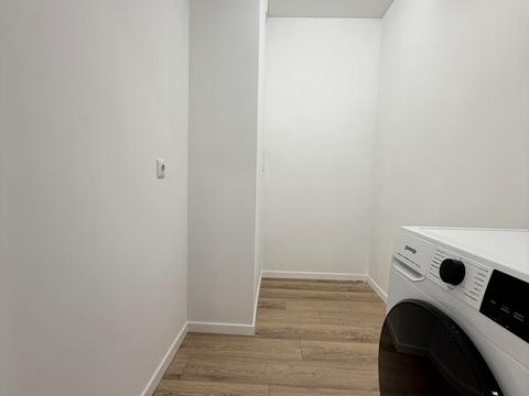 квартира за адресою Степана Бандери вул., 77-Б