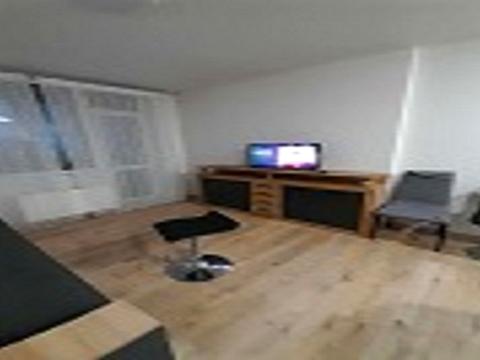 квартира за адресою Польова вул., 73