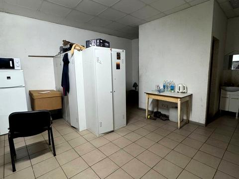 комерційна за адресою Богдана Хмельницького просп. (Героїв Сталінграда), 169