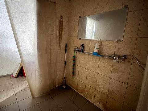 комерційна за адресою Богдана Хмельницького просп. (Героїв Сталінграда), 169