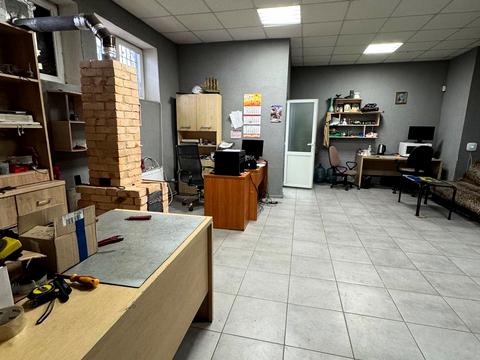 комерційна за адресою Богдана Хмельницького просп. (Героїв Сталінграда), 169