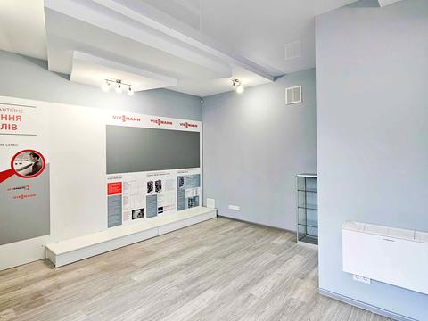 коммерческая по адресу Богдана Хмельницкого бульв., 4