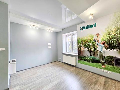 коммерческая по адресу Богдана Хмельницкого бульв., 4