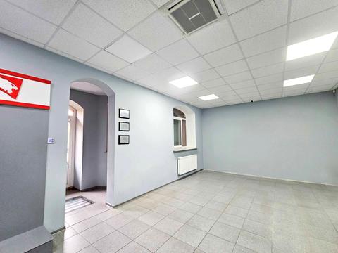 коммерческая по адресу Богдана Хмельницкого бульв., 4