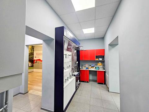 коммерческая по адресу Богдана Хмельницкого бульв., 4