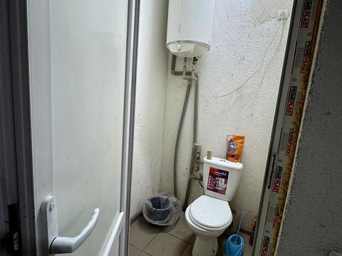 комерційна за адресою Богдана Хмельницького просп. (Героїв Сталінграда), 145