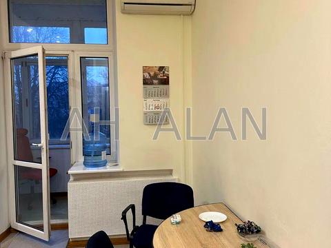 комерційна за адресою Тараса Шевченка пров., 13