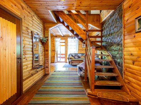 будинок за адресою Свободи вул.