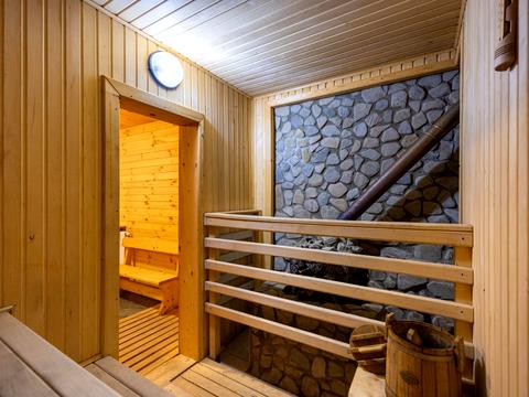 будинок за адресою Свободи вул.