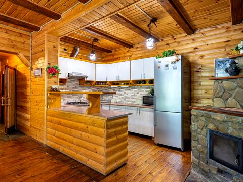 будинок за адресою Свободи вул.