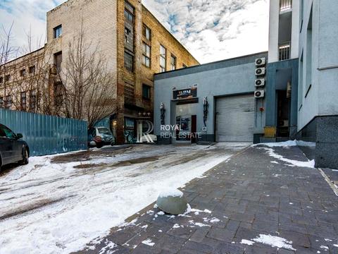 комерційна за адресою Машинобудівна вул., 41