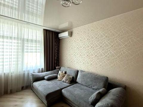 квартира за адресою Юнацька вул., 6