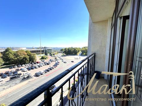 комерційна за адресою Івана Мазепи вул. (Січневого Повстання), 16