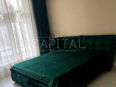 будинок за адресою Свято-Покровська вул. (Леніна)