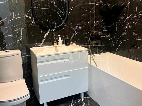 будинок за адресою Свято-Покровська вул. (Леніна)