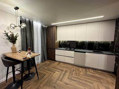 квартира за адресою Юліана Пелеша вул., 4