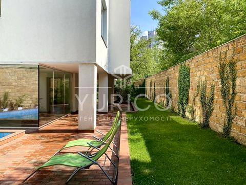 будинок за адресою Кучмин Яр пров. (Краснодонський)