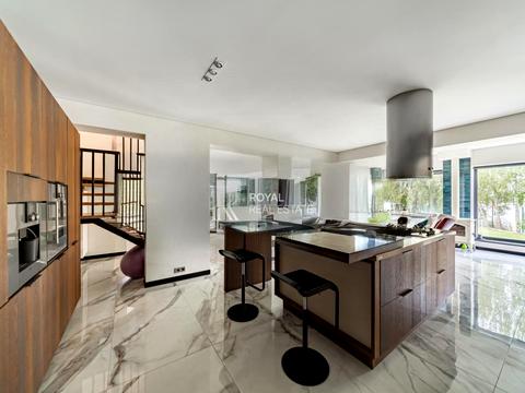 будинок за адресою Озерна вул., 2/1