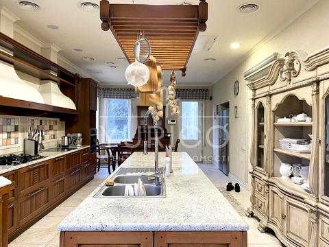 дом по адресу Ватутина пер.