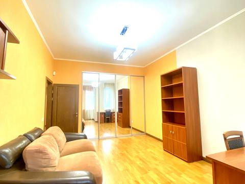 квартира за адресою Богдана Хмельницького вул., 41