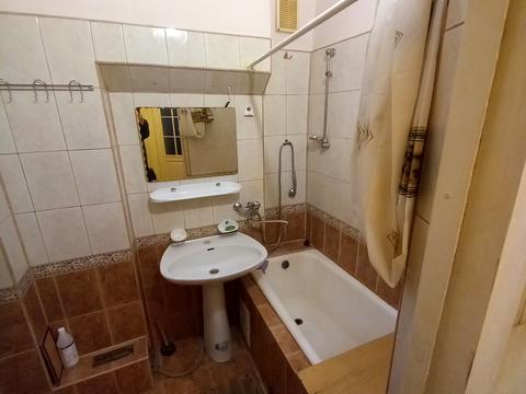 квартира за адресою Українська вул., 12