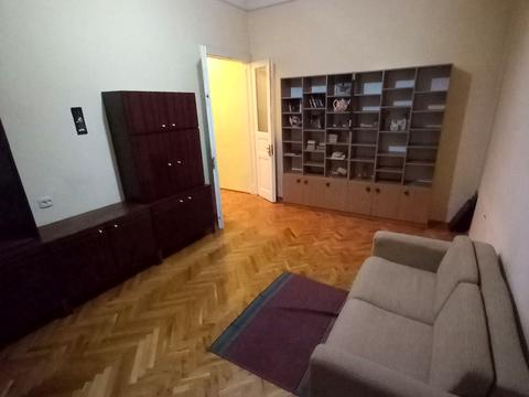 квартира за адресою Українська вул., 12