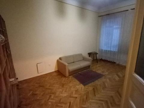 квартира за адресою Українська вул., 12