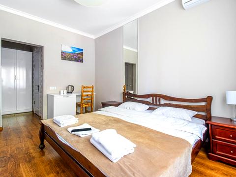 коммерческая по адресу Роксолани ул., 10