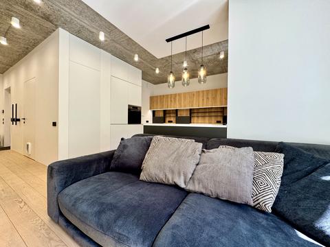 квартира за адресою Тадея Рильського бульв., 1