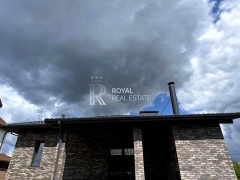 будинок за адресою Миколи Леонтовича вул.