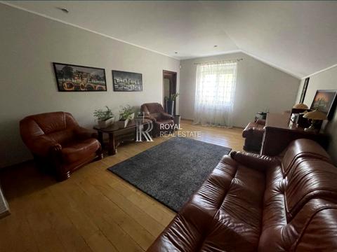 будинок за адресою смт. Козин, Анатолія Солов'яненка вул.