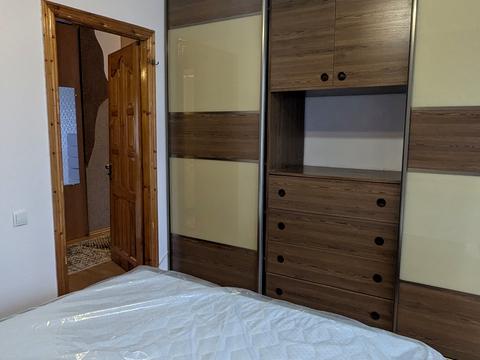 квартира за адресою Кирила Трильовського вул., 1