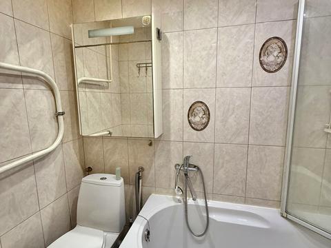 квартира за адресою Запорізька вул., 22