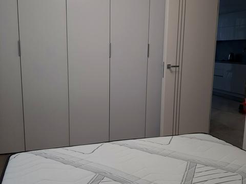 квартира по адресу Олександра Олеся ул., 5