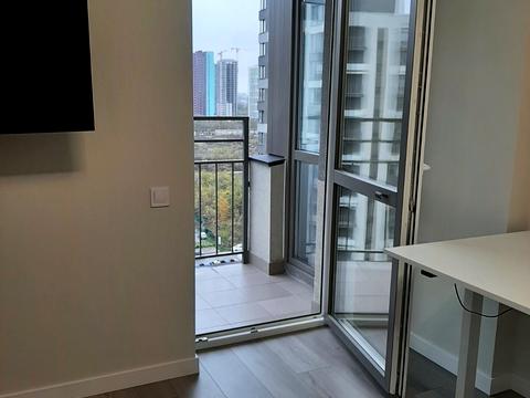 квартира по адресу Олександра Олеся ул., 5