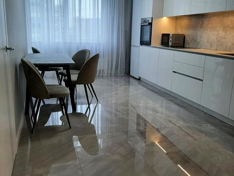 квартира по адресу Олександра Олеся ул., 5