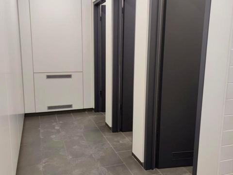 коммерческая по адресу Науки просп., 1