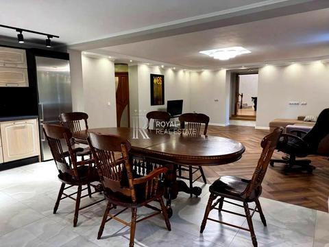 будинок за адресою Київ, 126-та Садова вул., 4