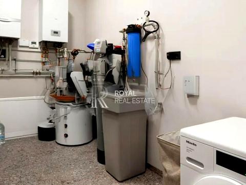 дом по адресу с. Вишенки, Центральна вул., 1