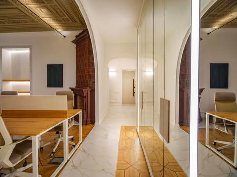 комерційна за адресою Шота Руставелі вул., 1