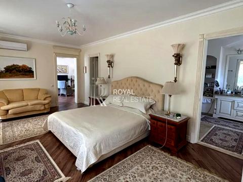 будинок за адресою Центральна вул., 7