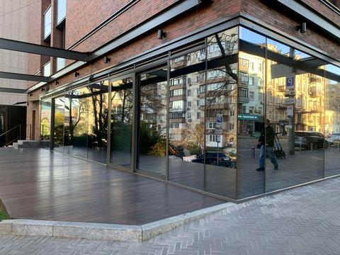 комерційна за адресою Саксаганського вул., 1-Г