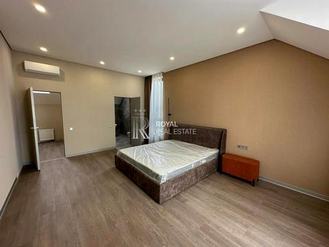 будинок за адресою с. Крушинка, Київська вул.