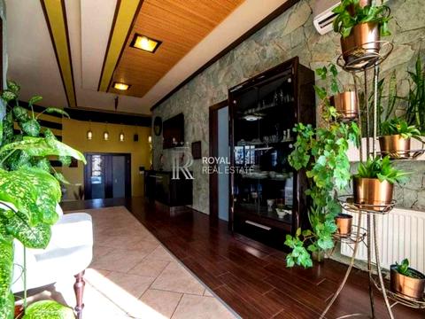 дом по адресу  ул.