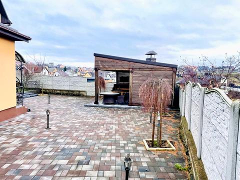 будинок за адресою Січових Стрільців