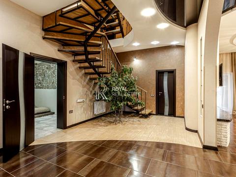 будинок за адресою Орхідейна вул.