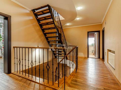 будинок за адресою Орхідейна вул.